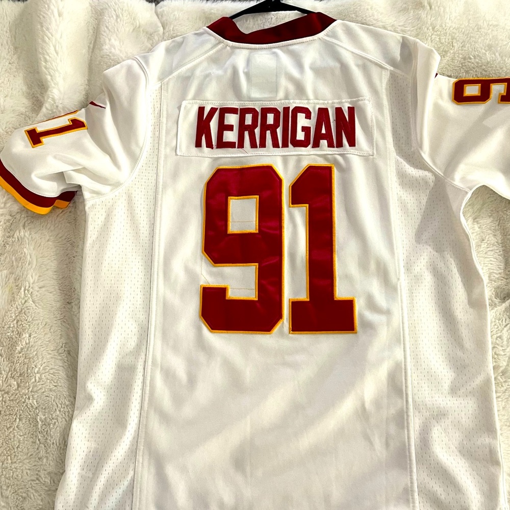 Authentic NFL Jersey Redskins Medium